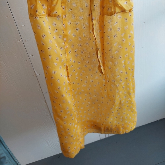 Vintage Fruit Of The Loom Yellow Peter Pan Collared Belted Dress - Picture 16 of 16